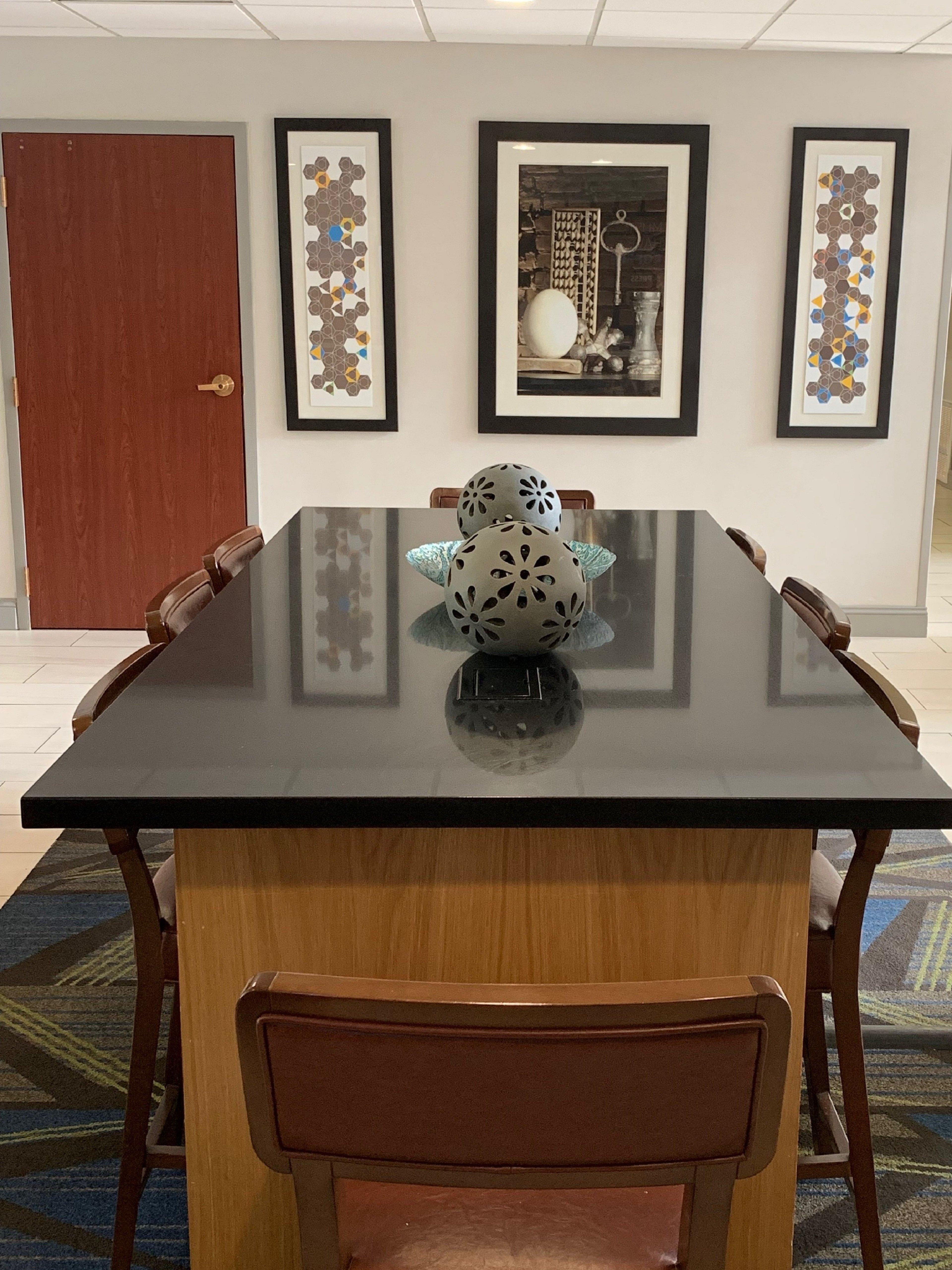 Holiday Inn Express & Suites Charlotte Arpt-Belmont By Ihg Екстер'єр фото