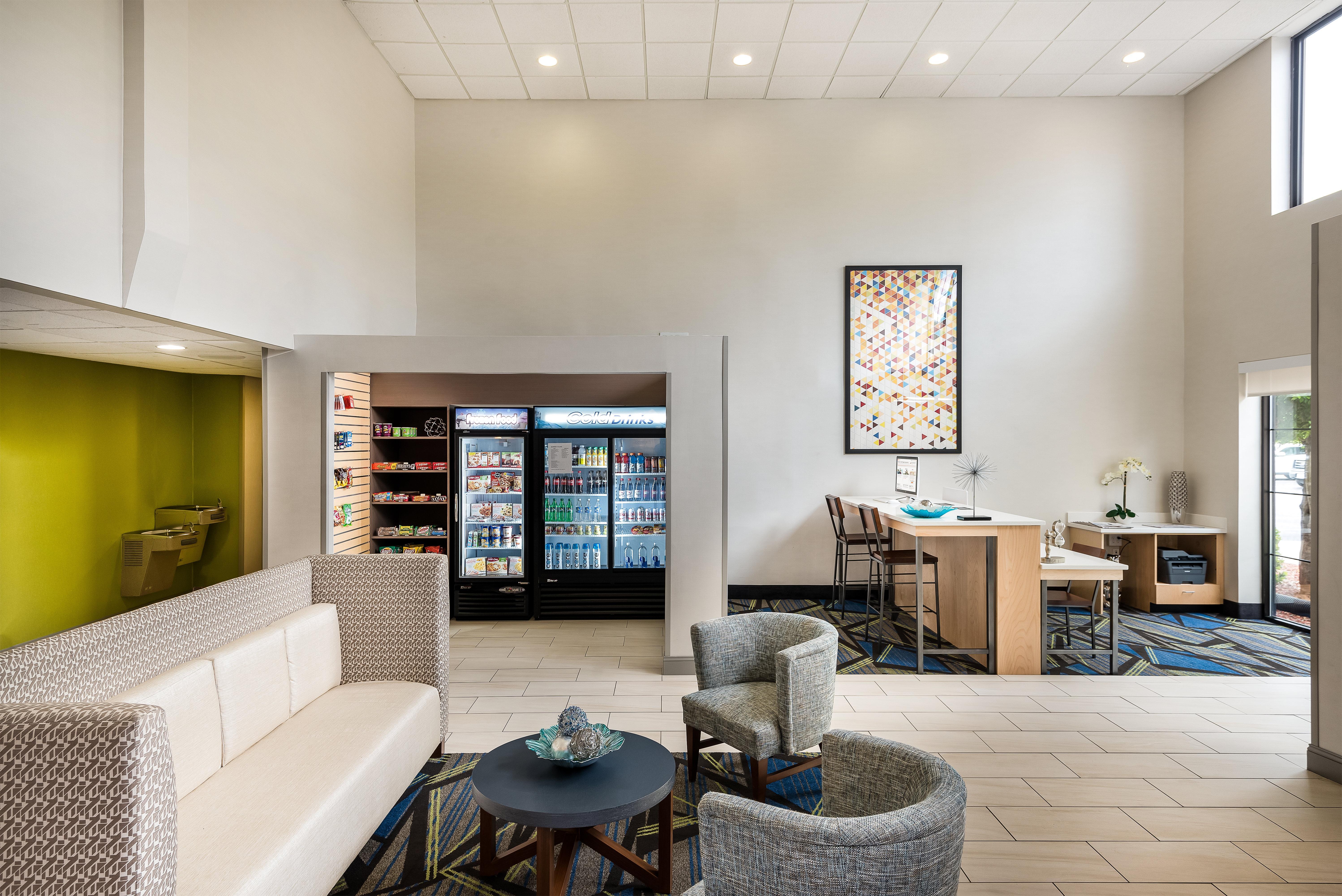 Holiday Inn Express & Suites Charlotte Arpt-Belmont By Ihg Екстер'єр фото